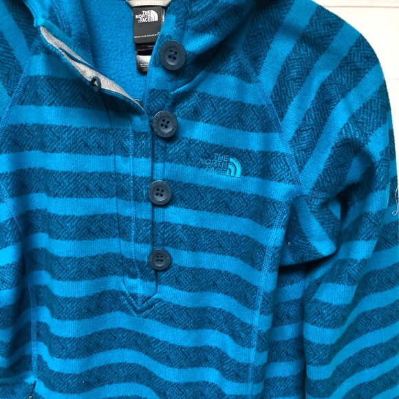 | The North Face | crescent hoodie. Size S. - Picture 2 of 4